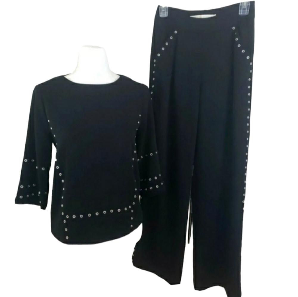 Marie Oliver~Woman Size XXS~Black Blouse & Pants, 3/4 Sleeve, Metal Decoration.